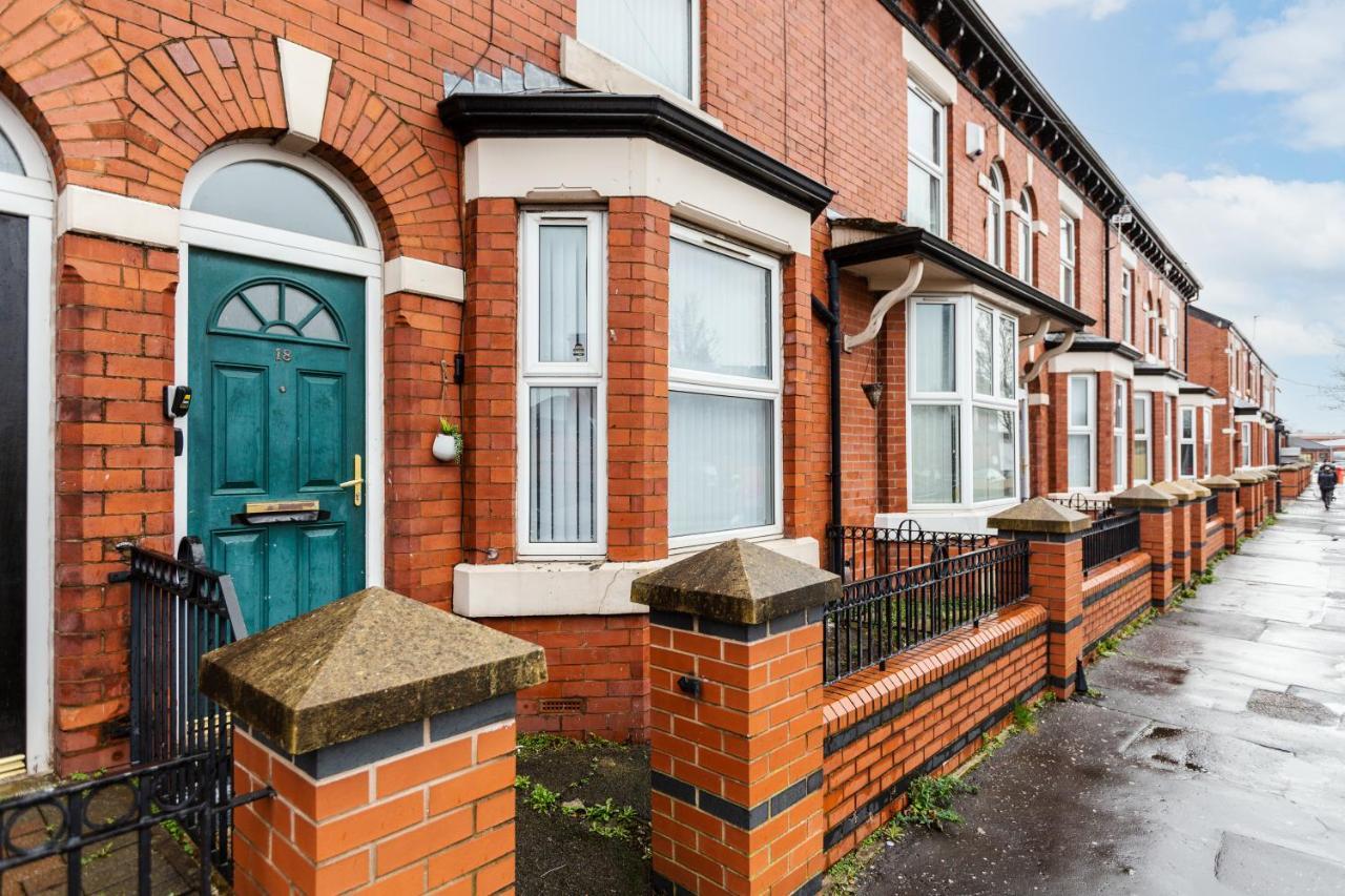 Clayton House - Spacious Home Near Etihad Stadium Manchester Exterior photo